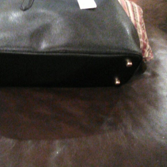 Handbag - Picture 5 of 8